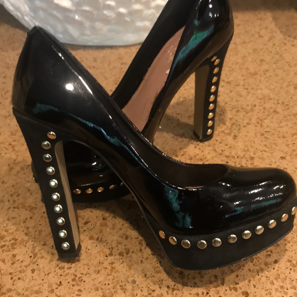 Vince Camuto 5 inch heels Shiny look size 7 - Picture 7 of 8